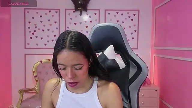 stephania t online show from November 2025 11:54:01 AM