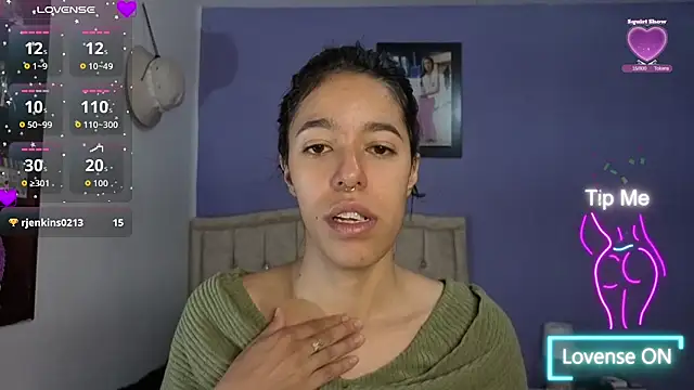 Snapshot of stephania_t chatting on June 2026 03:25:01 PM stephania t online show from June 2026 03:25:01 PM