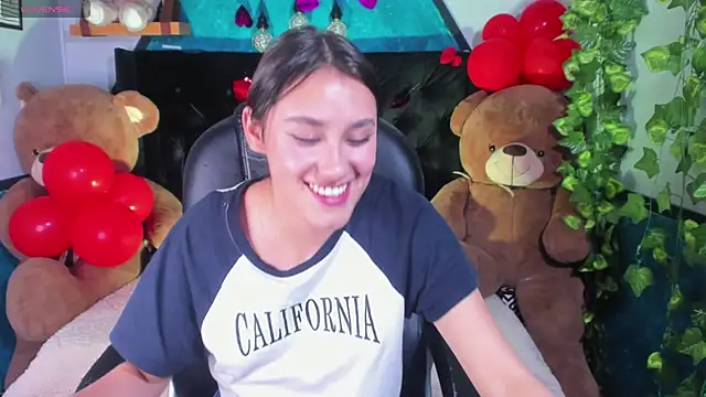  Sophie  miller online show from February 2025 11:14:02 PM