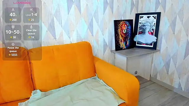 Michelle Blond online show from February 2025 07:07:02 AM