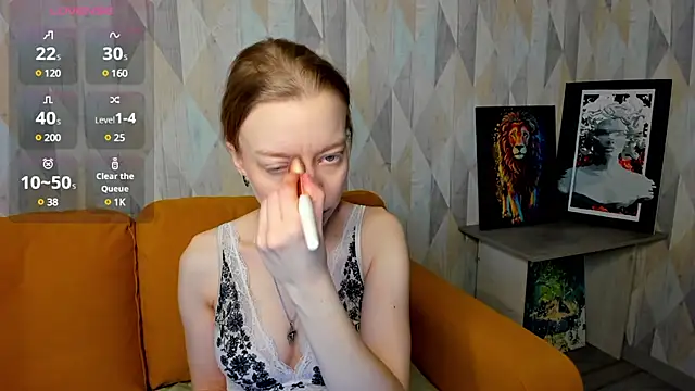 Michelle Blond online show from February 2025 07:18:01 AM