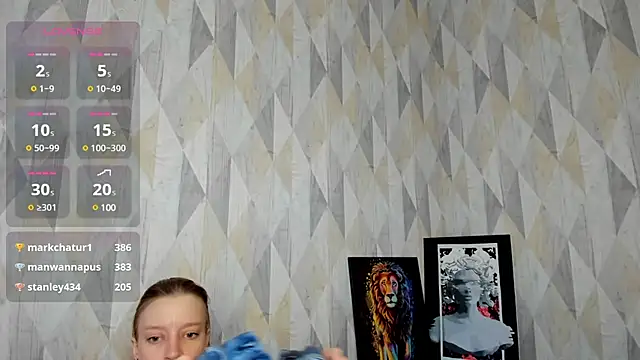 Michelle Blond online show from February 2025 10:21:01 AM