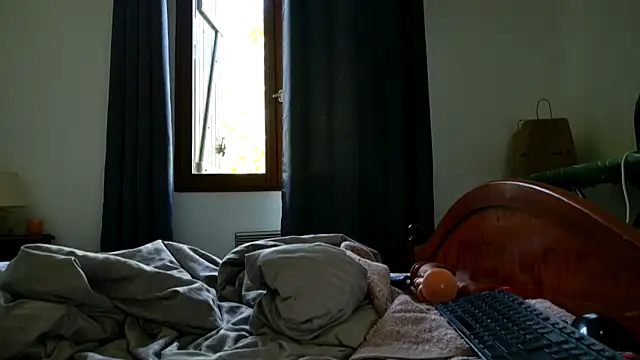 Renattasweetboobs online show from September 2025 08:27:01 AM