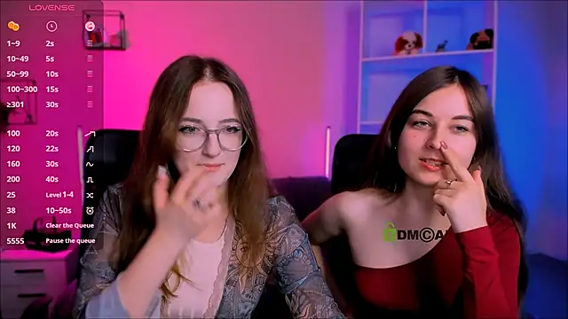 luna berryy online show from November 2025 08:12:01 PM