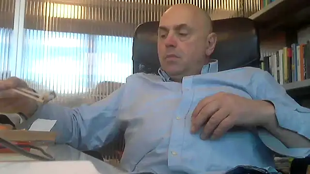 Snapshot of pantomax chatting on December 2024 12:38:02 PM pantomax online show from December 2024 12:38:02 PM