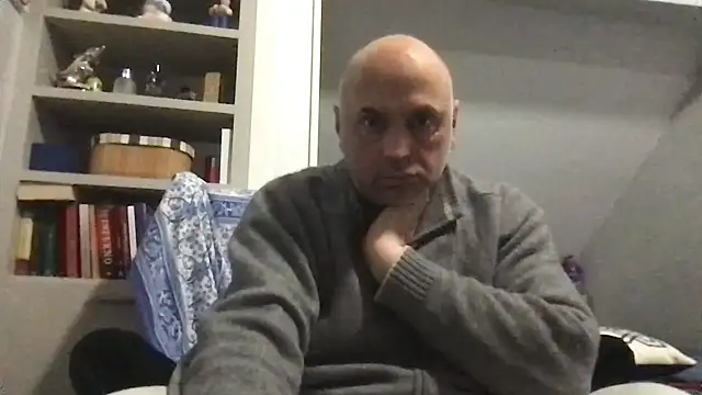 Snapshot of pantomax chatting on December 2024 05:11:01 PM pantomax online show from December 2024 05:11:01 PM