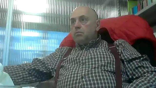 Snapshot of pantomax chatting on January 2025 10:32:02 AM pantomax online show from January 2025 10:32:02 AM