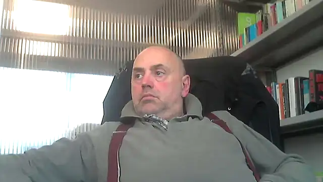 Snapshot of pantomax chatting on February 2025 12:39:01 PM pantomax online show from February 2025 12:39:01 PM