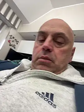 Snapshot of pantomax chatting on February 2025 02:04:02 PM pantomax online show from February 2025 02:04:02 PM