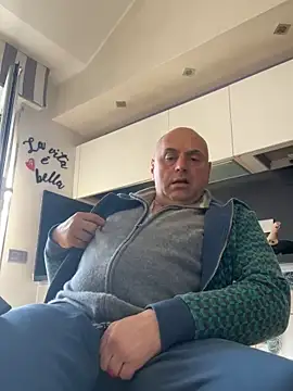 Snapshot of pantomax chatting on March 2025 02:56:02 PM pantomax online show from March 2025 02:56:02 PM