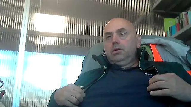 Snapshot of pantomax chatting on October 2025 07:27:02 AM pantomax online show from October 2025 07:27:02 AM