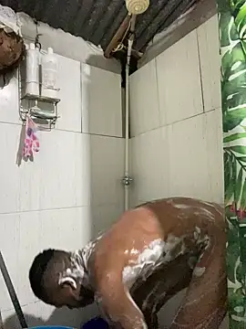 Snapshot of ElNegroRony chatting on December 2024 11:36:01 PM ElNegroRony online show from December 2024 11:36:01 PM