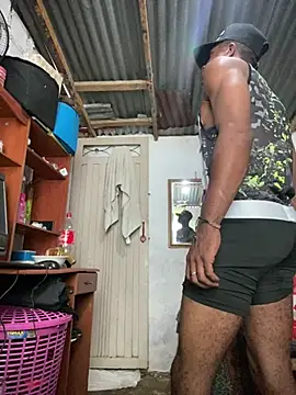 Snapshot of ElNegroRony chatting on February 2025 05:07:01 PM ElNegroRony online show from February 2025 05:07:01 PM