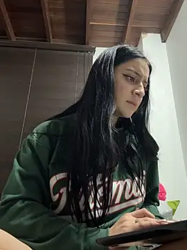 Snapshot of Cassie-millers chatting on January 2025 03:58:02 AM Cassie-millers online show from January 2025 03:58:02 AM