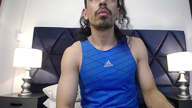 Sr Magnus  online show from February 2025 04:02:01 PM