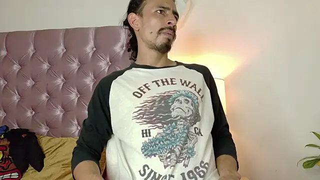 Sr Magnus  online show from September 2025 06:02:02 AM