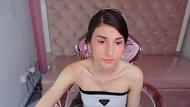 Snapshot of jesi_daniels_b chatting on March 2025 07:43:02 PM jesi daniels b online show from March 2025 07:43:02 PM