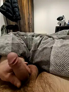 Snapshot of NiceBone000 chatting on December 2024 09:53:02 PM NiceBone000 online show from December 2024 09:53:02 PM