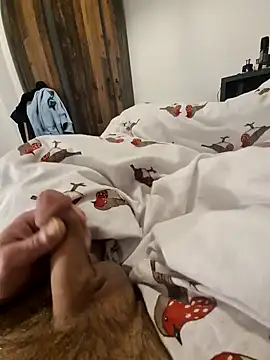 Snapshot of NiceBone000 chatting on January 2025 10:08:01 PM NiceBone000 online show from January 2025 10:08:01 PM