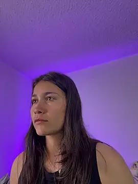 aurora divine online show from April 2026 06:58:02 PM