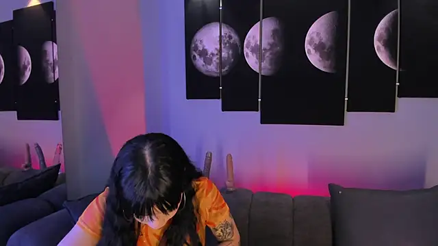 Snapshot of maddy_walker chatting on January 2025 08:13:02 PM maddy walker online show from January 2025 08:13:02 PM