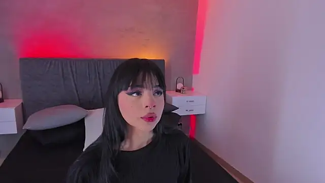 Snapshot of maddy_walker chatting on October 2025 08:54:02 PM maddy walker online show from October 2025 08:54:02 PM