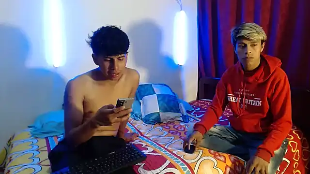 dani07- online show from October 2025 01:02:02 AM