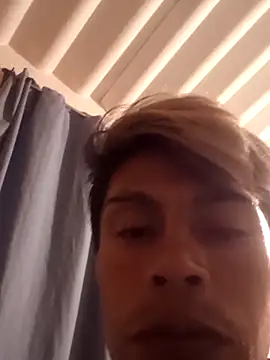 dani07- online show from November 2025 12:10:01 AM