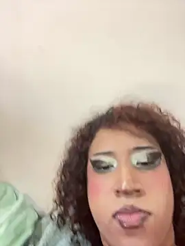 Snapshot of zahrivk1 chatting on January 2025 12:23:01 PM zahrivk1 online show from January 2025 12:23:01 PM