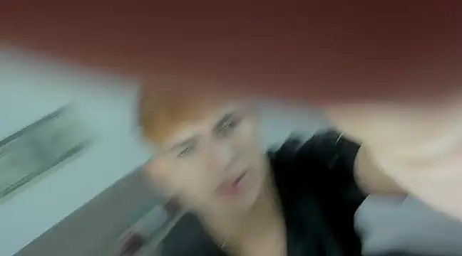 Snapshot of Lyam_ap chatting on December 2024 09:51:01 AM Lyam ap online show from December 2024 09:51:01 AM