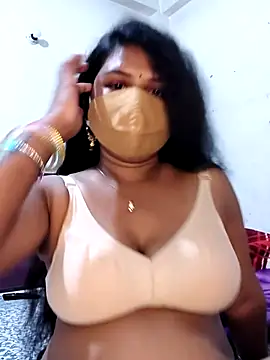 Snapshot of Dr_Chhaya chatting on April 2026 05:03:01 PM Dr Chhaya online show from April 2026 05:03:01 PM