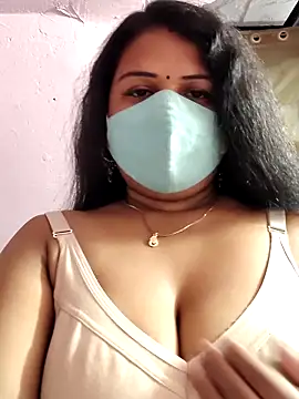 Snapshot of Dr_Chhaya chatting on April 2026 05:41:02 AM Dr Chhaya online show from April 2026 05:41:02 AM