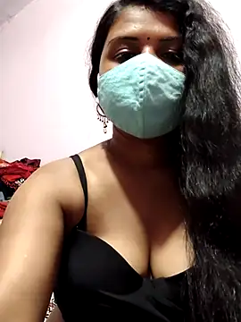 Snapshot of Dr_Chhaya chatting on April 2026 05:00:02 AM Dr Chhaya online show from April 2026 05:00:02 AM