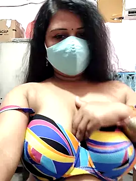Snapshot of Dr_Chhaya chatting on May 2026 03:58:01 AM Dr Chhaya online show from May 2026 03:58:01 AM