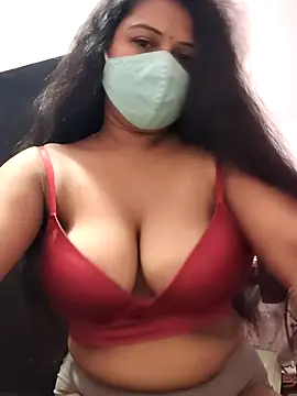 Snapshot of Dr_Chhaya chatting on May 2026 02:29:01 AM Dr Chhaya online show from May 2026 02:29:01 AM