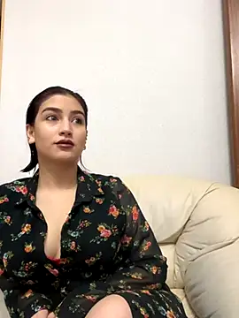 StormBeverly online show from December 2024 12:36:01 PM