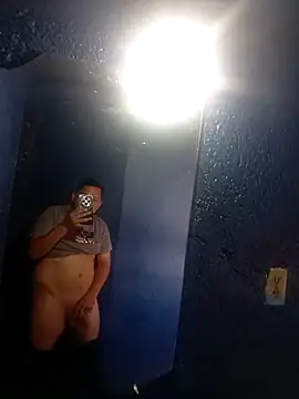 Cherrysfox1 online show from March 2026 11:11:01 PM