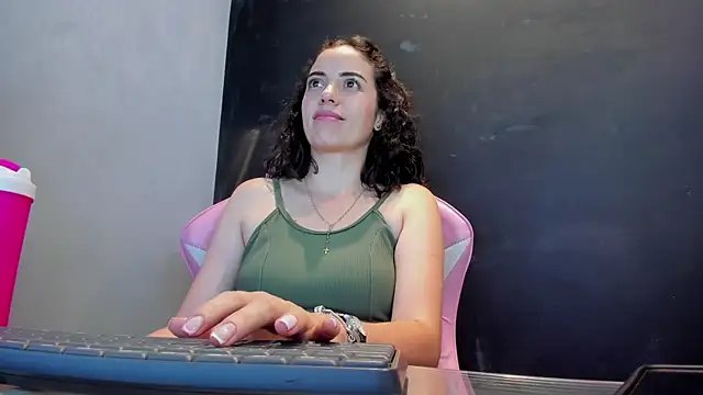 sherilkwang19tv online show from September 2025 11:37:01 PM