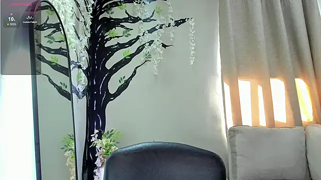 ebbafernandez  online show from September 2025 07:28:01 PM