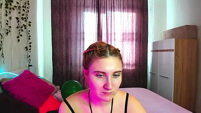 Miss Elsa  online show from February 2025 06:55:01 AM