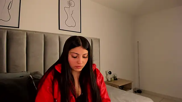 Laiia Page online show from December 2025 01:09:01 PM