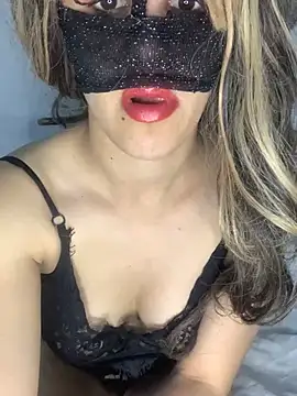 Snapshot of senoritaseno chatting on January 2025 07:17:02 AM senoritaseno online show from January 2025 07:17:02 AM