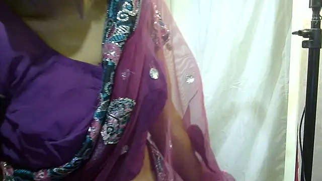 Snapshot of Pramila_Manish chatting on March 2026 01:46:02 PM Pramila Manish online show from March 2026 01:46:02 PM