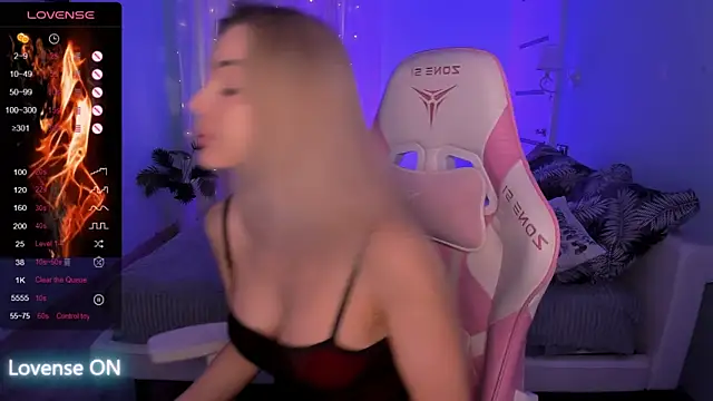 AdeleRoberts online show from March 2026 02:01:02 AM