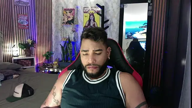 Chris Gatito online show from March 2026 07:42:01 PM