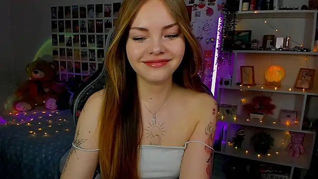 AkiraKatsu online show from October 2025 10:35:02 AM