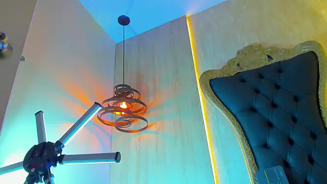 thaddeus king online show from March 2025 01:32:02 AM