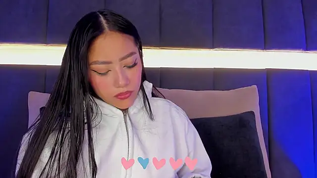 nicolle pierce online show from February 2025 11:42:02 AM