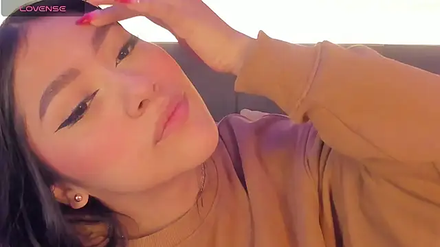 nicolle pierce online show from March 2025 12:34:01 PM