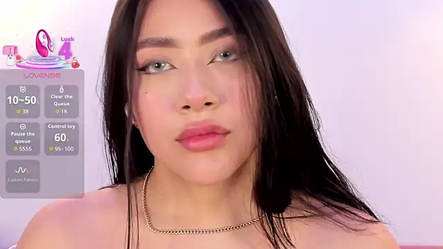 nicolle pierce online show from December 2025 11:12:02 PM